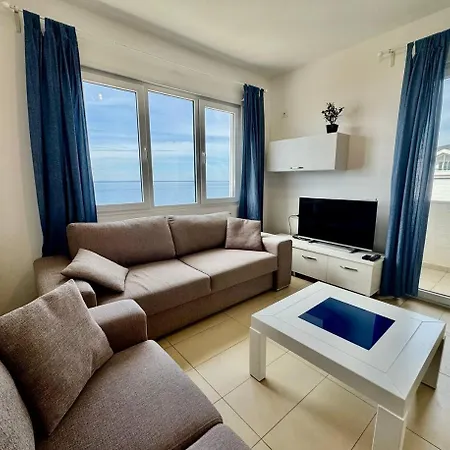 White Sea View * Sarandë