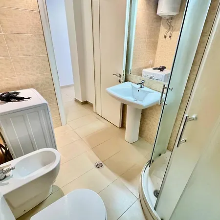 公寓 White Sea View