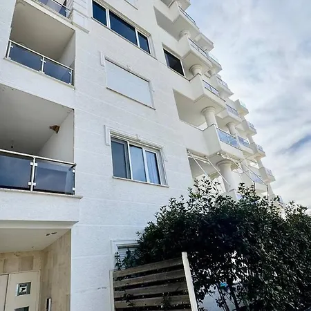 Apartament White Sea View *