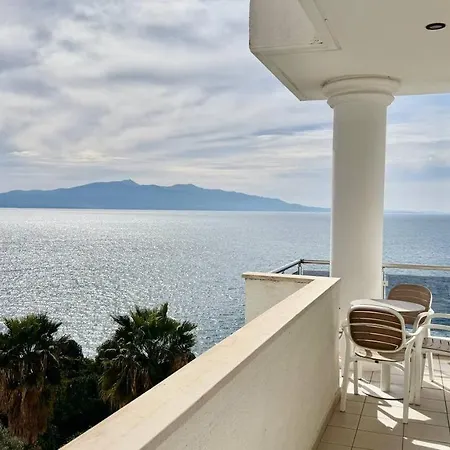White Sea View * Sarande