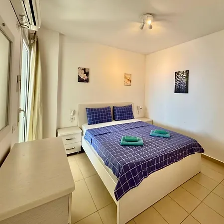 Apartament White Sea View *