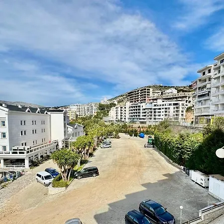 Apartment White Sea View Sarande
