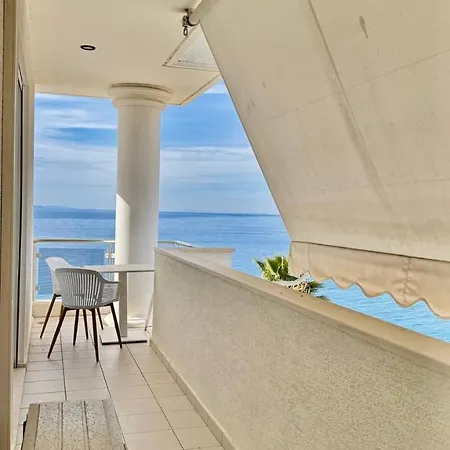 White Sea View *