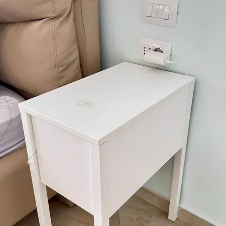 White Sea View Apartment