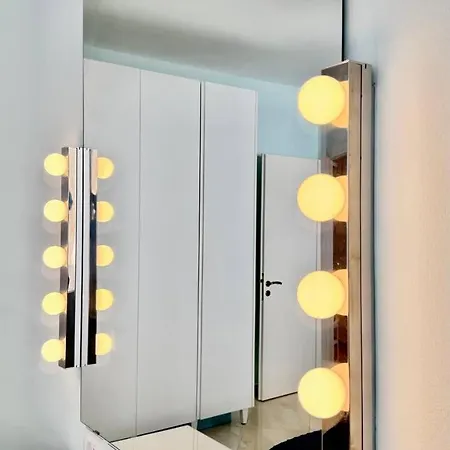 Apartament White Sea View *